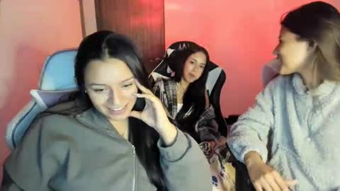 kimmi online show from October 2025 11:18:02 PM