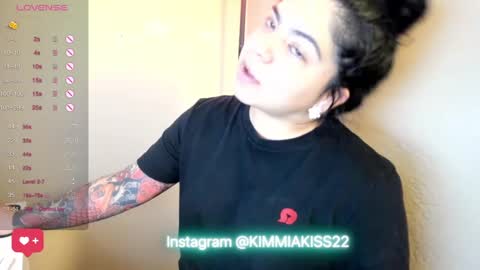 Kimmi online show from December 2024 02:54:01 AM