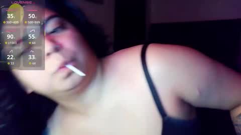 Snapshot of kimmiakiss22 chatting on November 2025 01:27:01 AM Kimmi online show from November 2025 01:27:01 AM