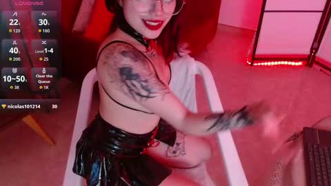 KIMMY online show from October 2025 12:39:01 PM