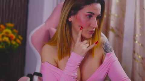 KimSkye online show from February 2025 03:03:01 PM