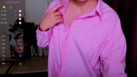 Snapshot of kindhazelhere_ chatting on September 2025 10:25:01 PM Hazel online show from September 2025 10:25:01 PM