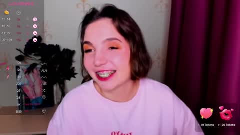 Snapshot of kindhazelhere_ chatting on September 2025 10:37:02 PM Hazel online show from September 2025 10:37:02 PM