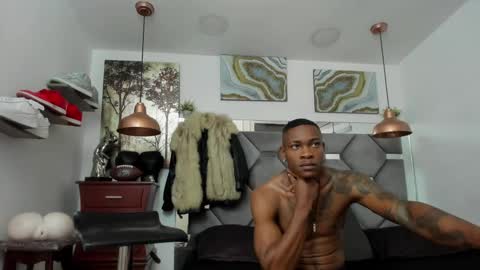 HOT MEN BLACK online show from February 2025 12:22:02 PM