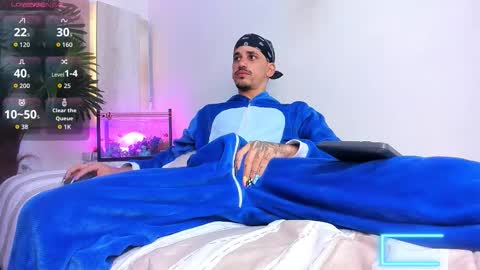 Snapshot of king_voy chatting on October 2025 08:40:02 PM king voy online show from October 2025 08:40:02 PM