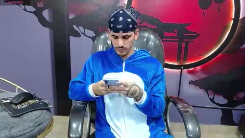 Snapshot of king_voy chatting on October 2025 09:17:02 PM king voy online show from October 2025 09:17:02 PM