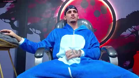 Snapshot of king_voy chatting on November 2025 09:03:01 PM king voy online show from November 2025 09:03:01 PM