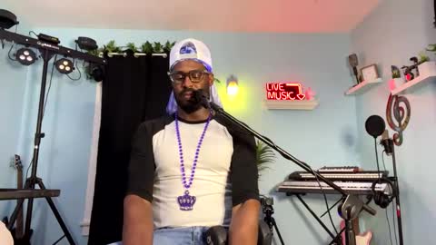 Snapshot of kingcorbra chatting on February 2025 02:42:02 AM KC online show from February 2025 02:42:02 AM