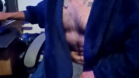 Robbie  online show from October 2025 06:26:01 PM