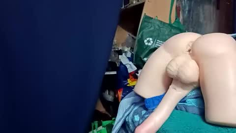 Robbie  online show from October 2025 02:24:02 PM