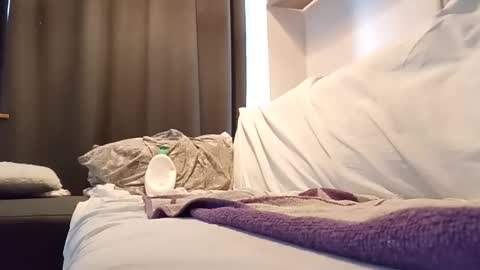 kingnavo online show from October 2025 12:24:01 PM