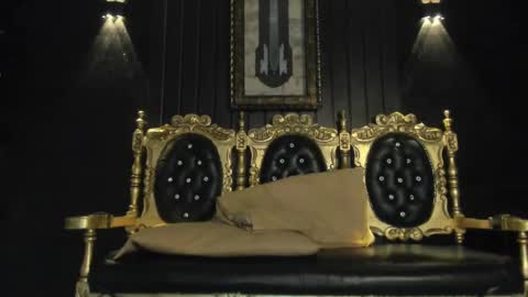  A L E X  online show from December 2024 04:18:01 AM