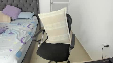 DOMINANT ALPHA KINGS online show from October 2025 11:24:02 PM