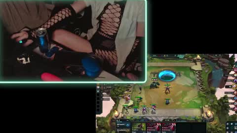 kinkeysole online show from February 2025 08:04:01 PM