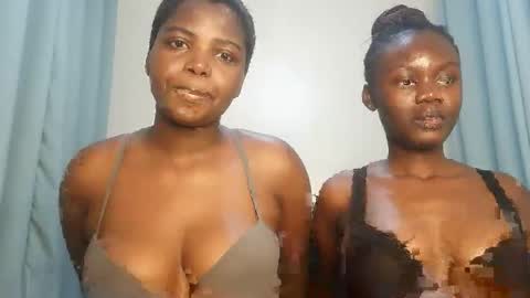 Lola online show from October 2025 01:33:02 AM