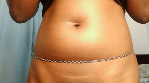 Lola online show from October 2025 12:44:02 PM