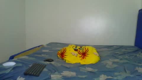 Snapshot of kinky_roey chatting on February 2025 04:56:02 PM kinky_roey online show from February 2025 04:56:02 PM