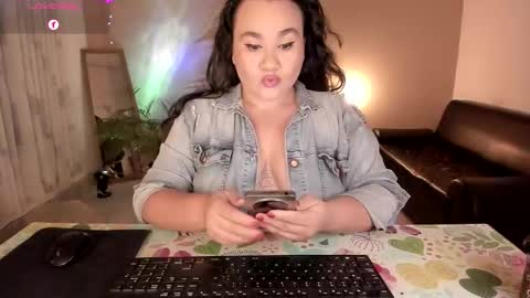 Jenny online show from October 2025 07:05:02 AM