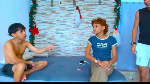 Snapshot of kinkyhousexxx chatting on November 2025 04:29:01 PM kinkyhousexxx online show from November 2025 04:29:01 PM