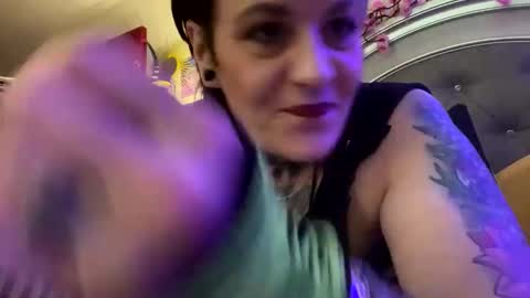 Snapshot of kinkypinkyplay2 chatting on November 2025 11:48:01 PM Kinky Pinky online show from November 2025 11:48:01 PM