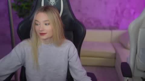 Snapshot of kira0541 chatting on March 2025 07:43:02 AM Sweet girls online show from March 2025 07:43:02 AM