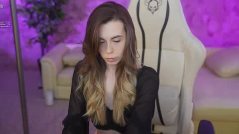 Snapshot of kira0541 chatting on March 2025 07:56:01 PM Sweet girls online show from March 2025 07:56:01 PM