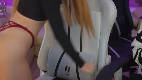 Snapshot of kira0541 chatting on March 2025 02:26:01 PM Sweet girls online show from March 2025 02:26:01 PM