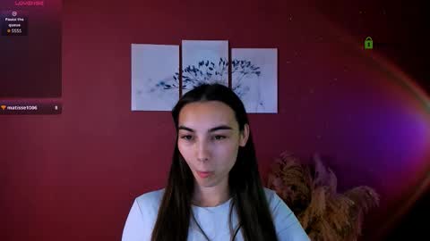 Snapshot of kira_light__ chatting on November 2025 08:18:02 PM kira_light__ online show from November 2025 08:18:02 PM