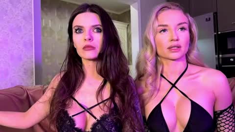 Kira and friends online show from December 2024 06:26:01 PM