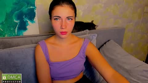 Snapshot of kira_moon_1 chatting on October 2025 07:59:01 PM Kira online show from October 2025 07:59:01 PM