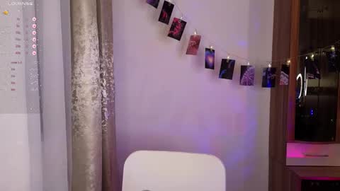 Snapshot of kiraturner chatting on October 2025 06:19:02 PM Kira cute online show from October 2025 06:19:02 PM