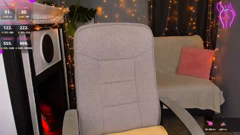 kiraxmoon online show from December 2024 01:59:01 AM