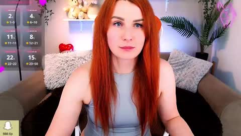 kiraxmoon online show from February 2025 10:51:01 PM