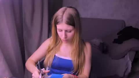 Kira online show from February 2025 08:55:02 PM