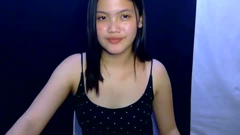 kissablepinay_olivia online show from September 2025 01:51:01 AM