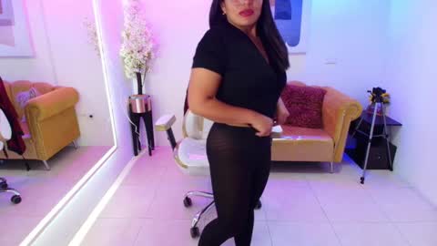 kitana_rose online show from September 2025 12:31:02 PM