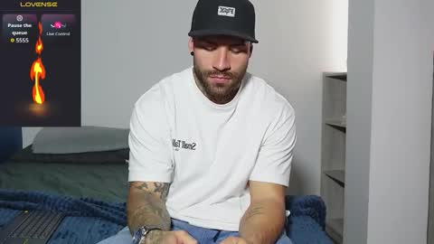 kite__ online show from October 2025 03:51:02 PM