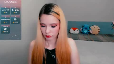 Alissa online show from October 2025 07:03:02 PM