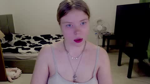 Jennyblonde and Emmabrunette online show from March 2025 09:43:02 PM