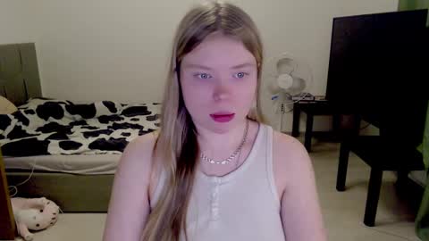 Jennyblonde and Emmabrunette online show from March 2025 10:34:02 PM