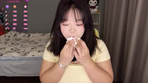 Snapshot of kittenfishing chatting on November 2025 12:39:02 PM kit online show from November 2025 12:39:02 PM