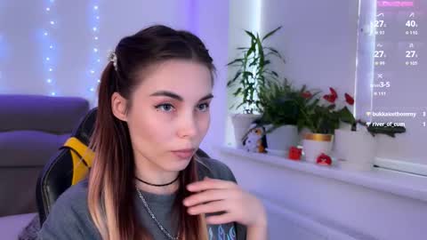 Veronica online show from October 2025 07:17:02 AM