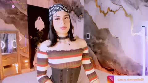 Snapshot of kitty__sexy_ chatting on October 2025 05:42:02 AM dann online show from October 2025 05:42:02 AM