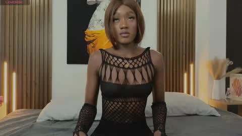 Snapshot of kitty_bombon chatting on November 2025 07:35:01 PM Kitty Bombon online show from November 2025 07:35:01 PM