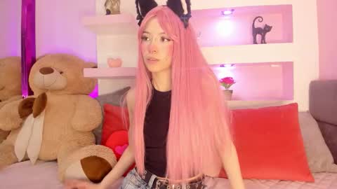 Snapshot of kitty_katte_ chatting on December 2025 08:35:01 PM Kate online show from December 2025 08:35:01 PM