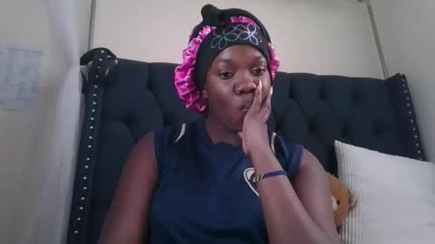 Snapshot of kitty_kerry chatting on November 2025 10:29:01 AM kitty_kerry online show from November 2025 10:29:01 AM