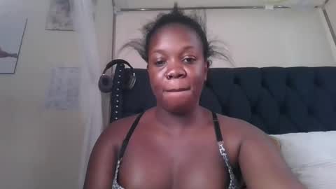 Snapshot of kitty_kerry chatting on December 2025 09:14:02 AM kitty_kerry online show from December 2025 09:14:02 AM