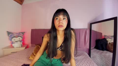 kitty_kryss online show from October 2025 02:37:02 PM