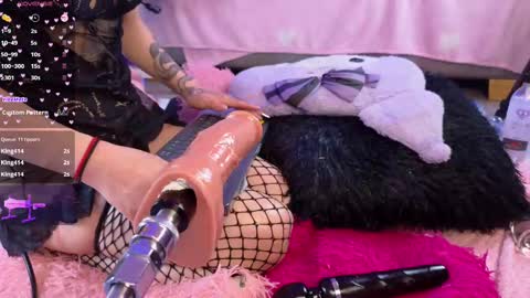  Kitty  online show from February 2025 11:54:02 PM