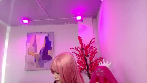 Kitty  online show from October 2025 07:34:02 PM